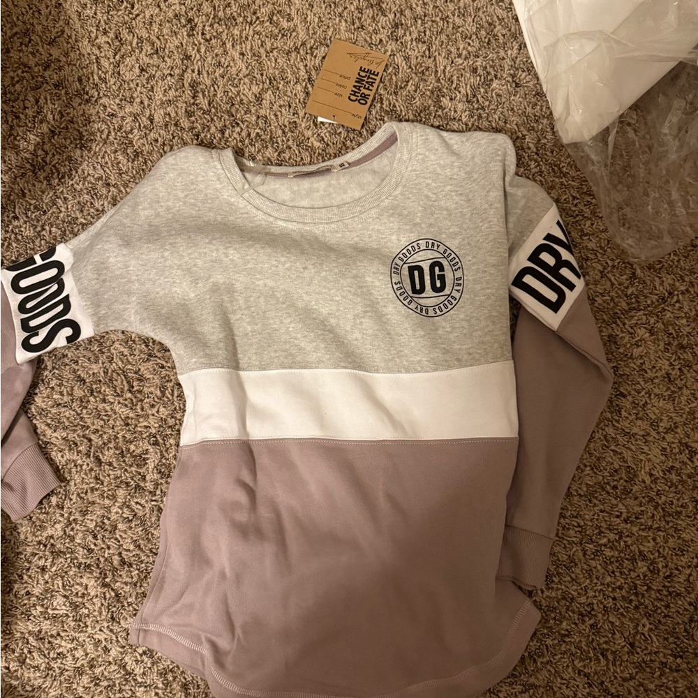 Dry good XS sweatshirt NWT